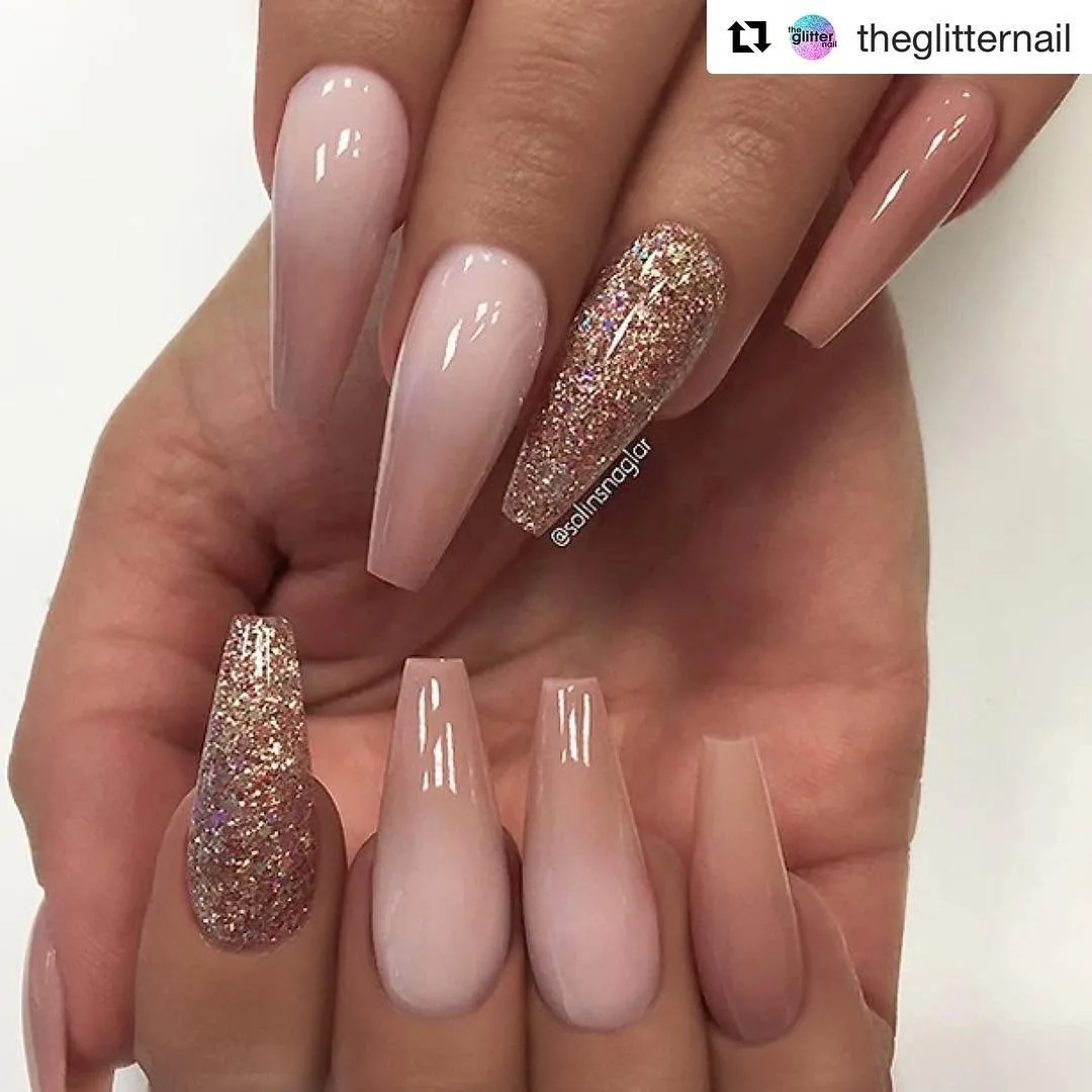 Nude coffin nails with gold glitter accent nails