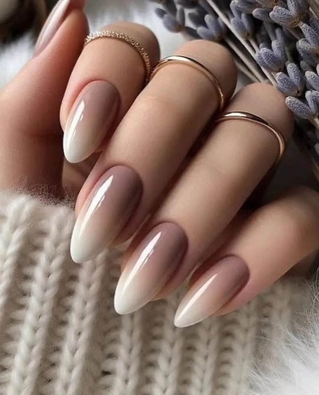 Mocha Tip Almond Nail Design Mocha Tip Almond nail design: brown ombre almond