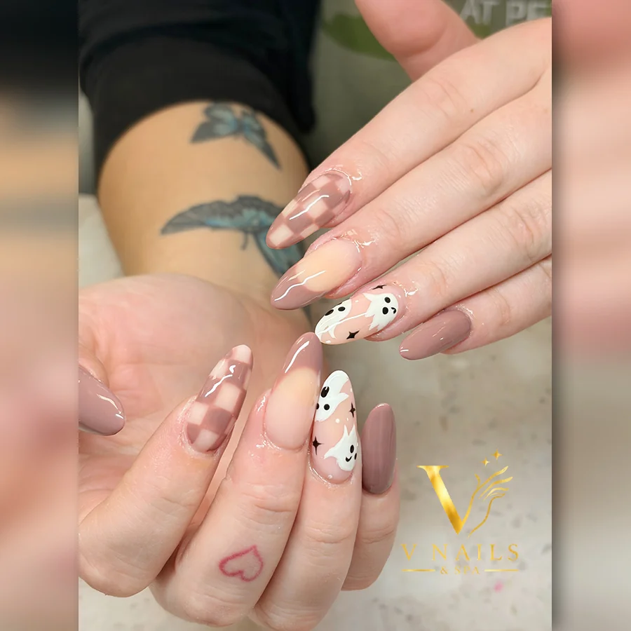 Nude Checker Art Nail Design Nude Checker Art nail design idea