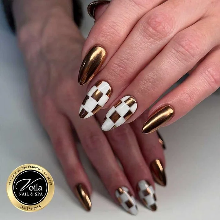 Checker Chrome Accent Nail Design Checker Chrome Accent nail design idea