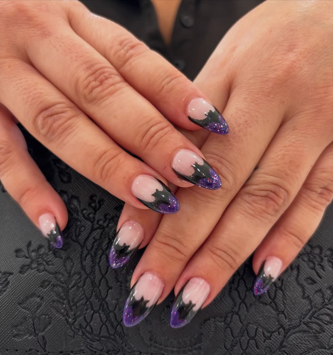 Almond Bat Nail Art