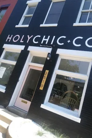 Holy Chic & Co: Nail Designs