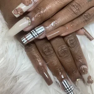 Elizs Nails Spa: Nail Designs