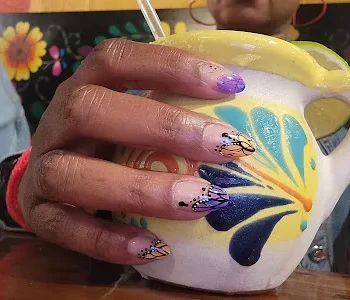 RICH Nail Lounge & Suites: Nail Designs