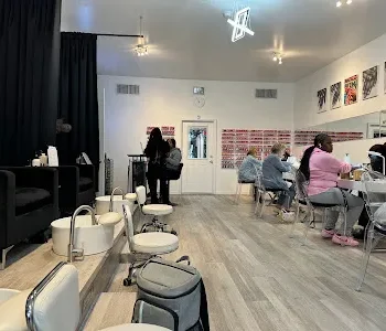 RICH Nail Lounge & Suites: Nail Designs