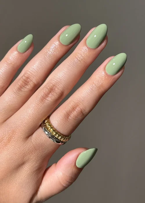 avrnailswatches (trending colors).jpg